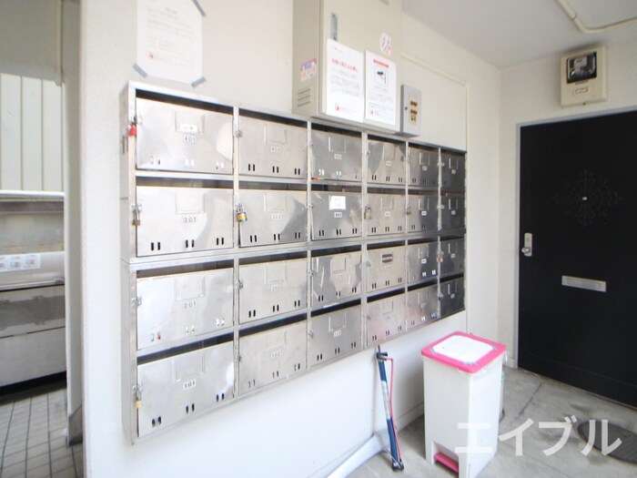 物件外観写真4　(建物設備)