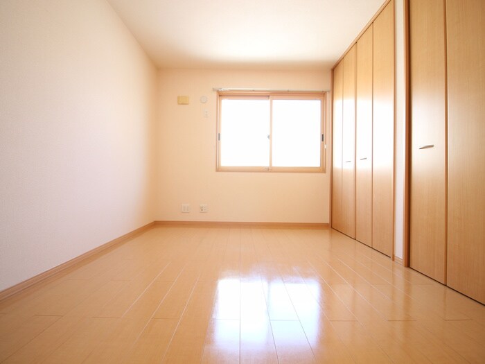 物件内観写真10　(居室)