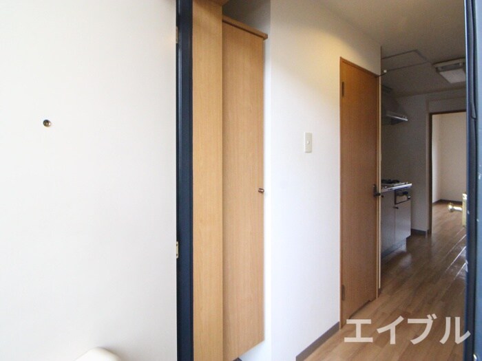 物件内観写真16　(靴箱)