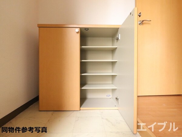 靴箱