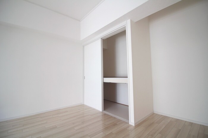 物件内観写真13　(収納)