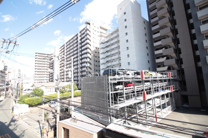 物件内観写真16　(室内からの展望)