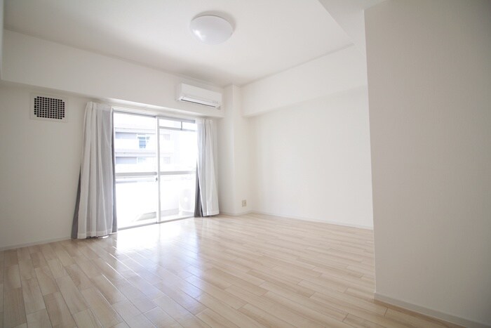 物件内観写真18　(居室)