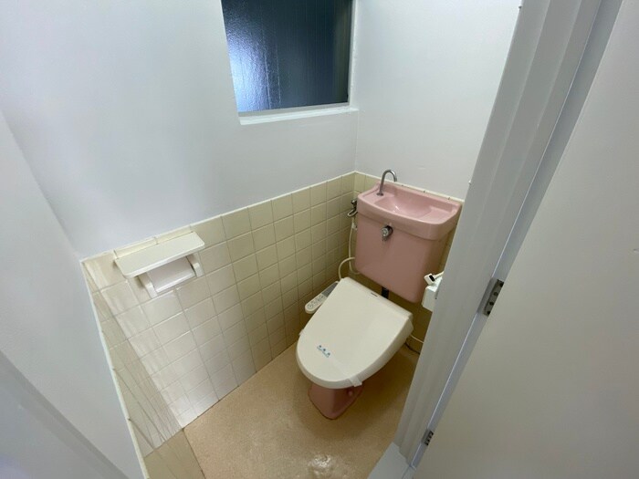 物件内観写真11　(トイレ)
