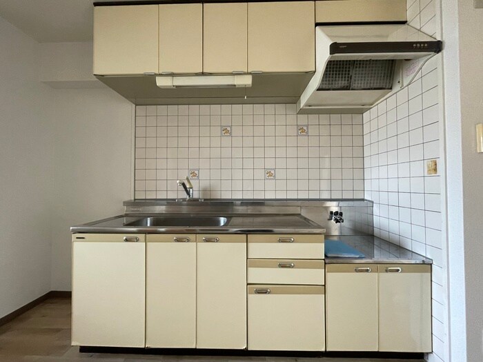 物件内観写真8　(キッチン)