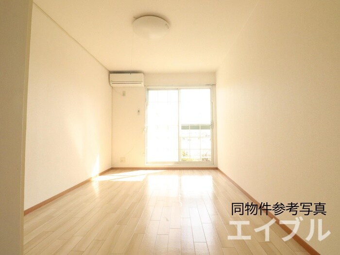 物件内観写真10　(居室)