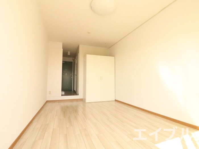 物件内観写真11　(居室)