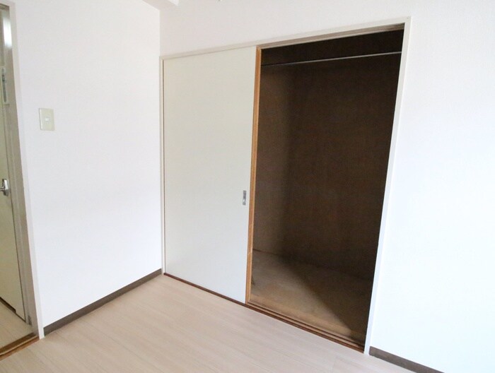 物件内観写真13　(収納)