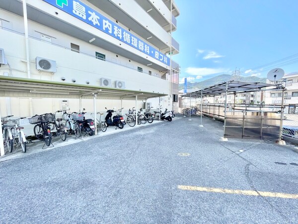 駐輪場