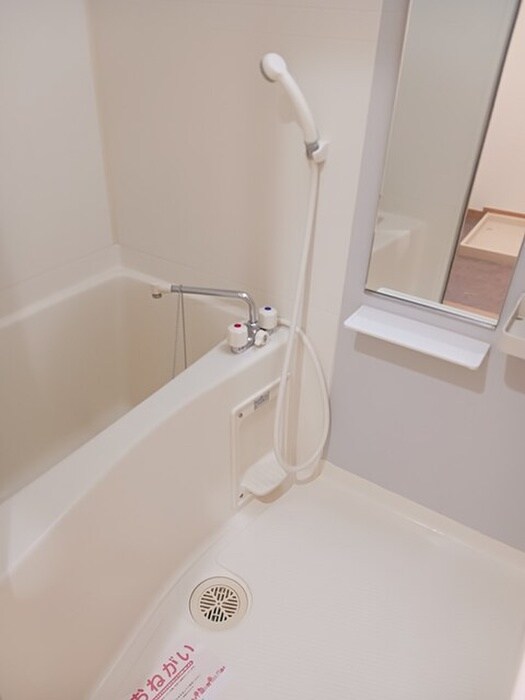 物件内観写真10　(バス／シャワールーム等)