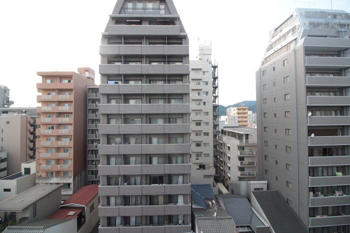 物件内観写真12　(室内からの展望)