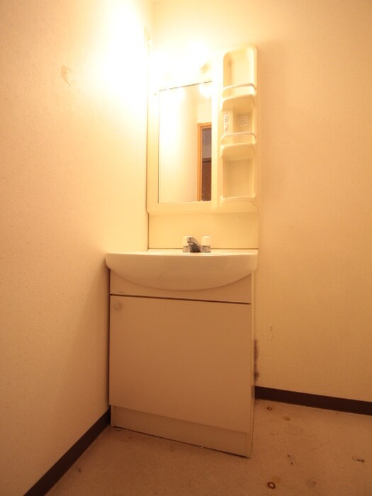 物件内観写真11　(洗面)