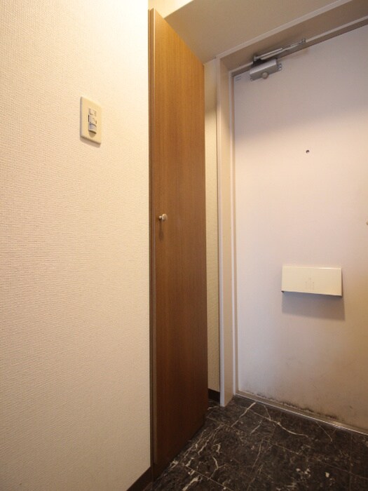 物件内観写真16　(靴箱)