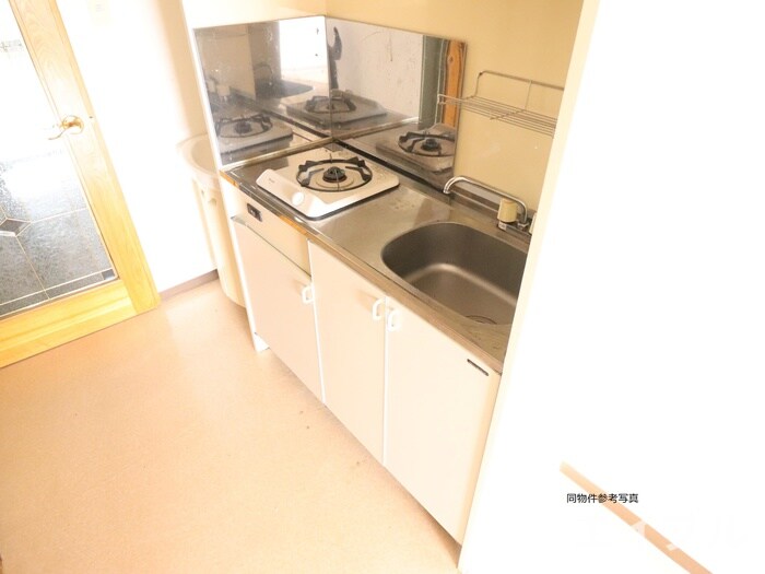 物件内観写真8　(キッチン)