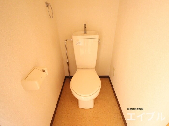 物件内観写真11　(トイレ)