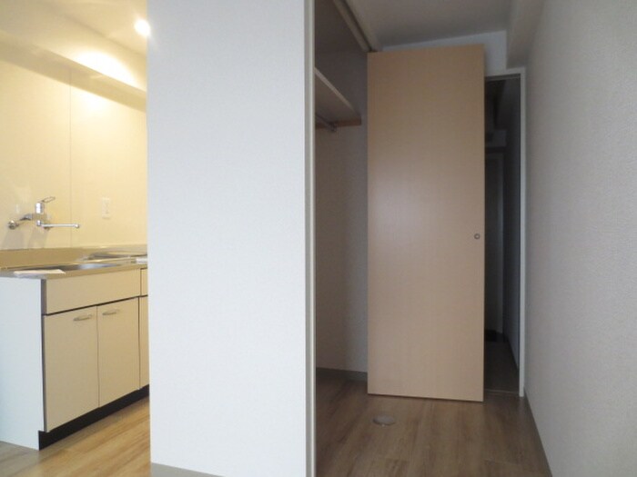 物件内観写真10　(収納)