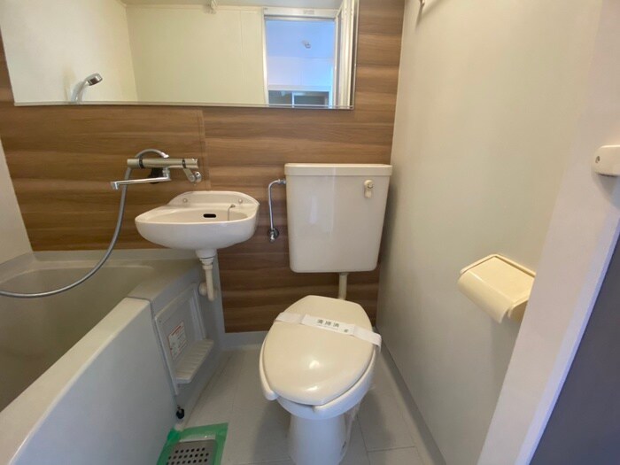 物件内観写真10　(トイレ)
