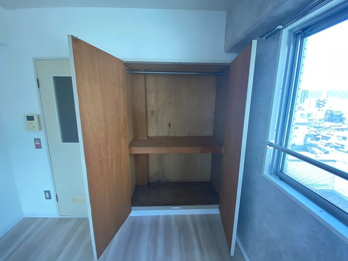 物件内観写真12　(収納)