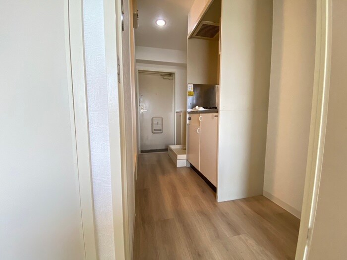 物件内観写真13　(廊下)