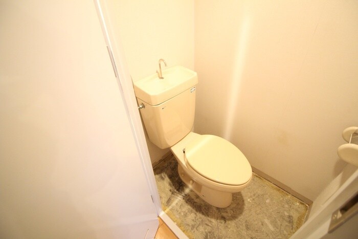 物件内観写真7　(トイレ)