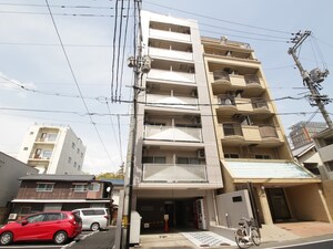 レジデンス東観音外観写真