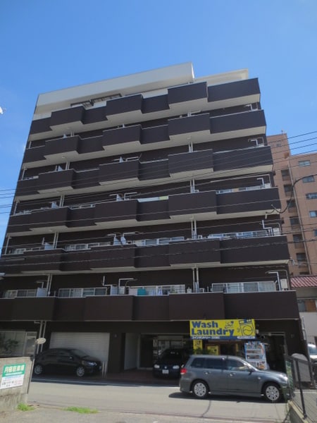 BAUHAUS本川町外観写真
