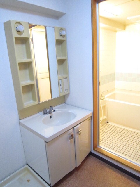 物件内観写真10　(洗面)