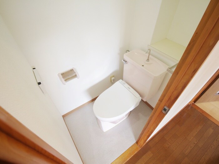 物件内観写真10　(トイレ)