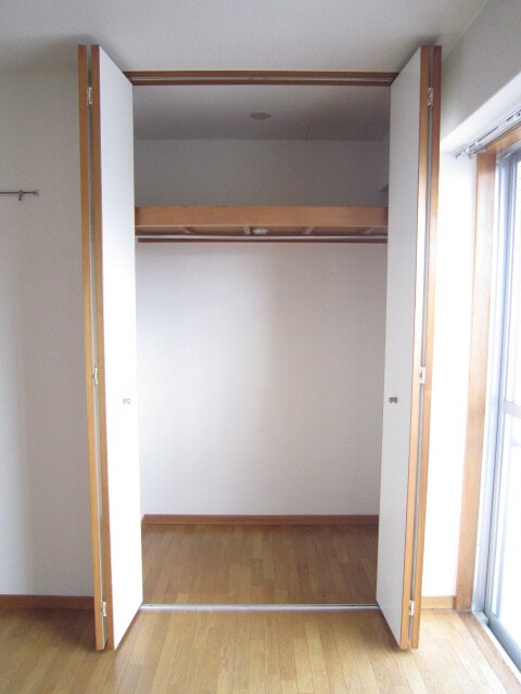 物件内観写真11　(収納)