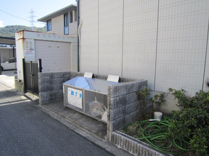 物件外観写真6　(建物設備)