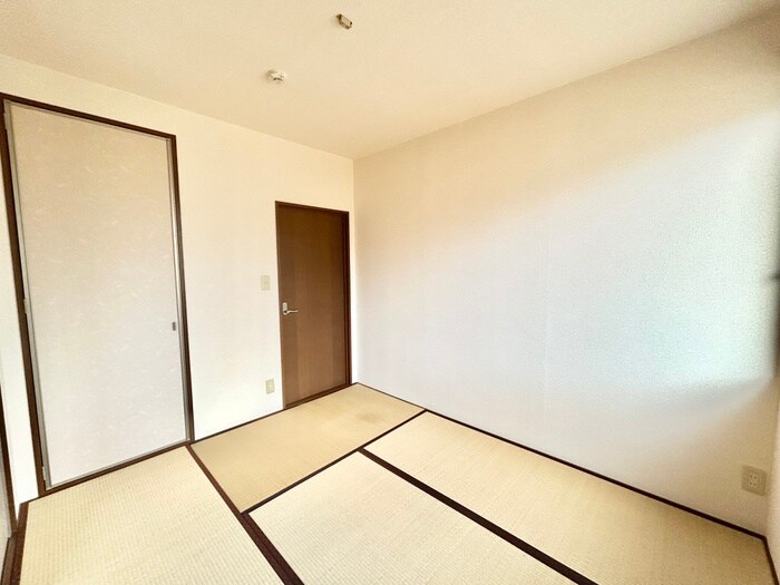 物件内観写真19　(居室)