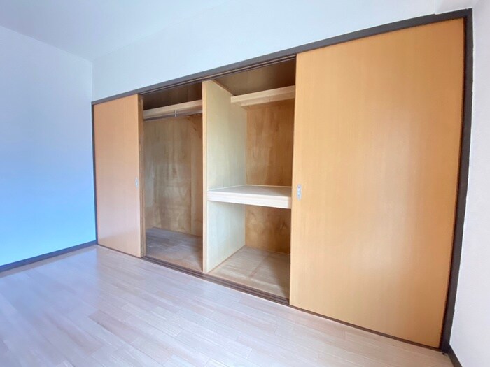 物件内観写真12　(収納)