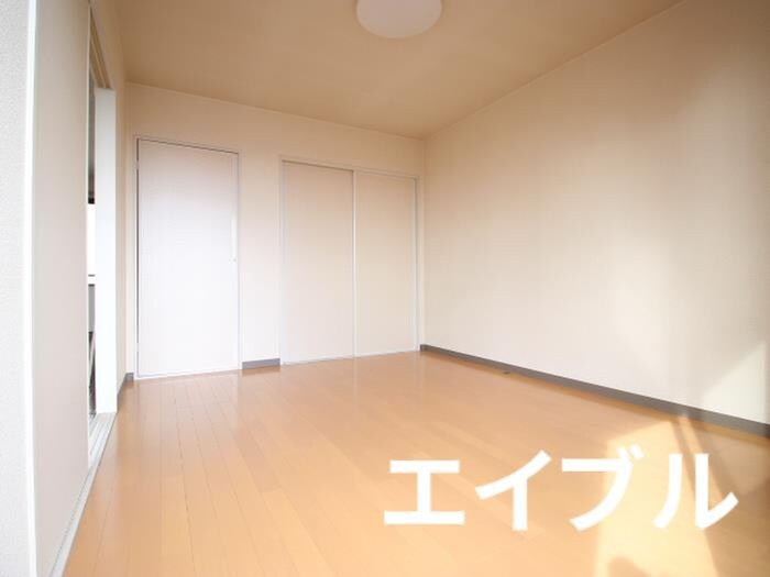 物件内観写真7　(居室)