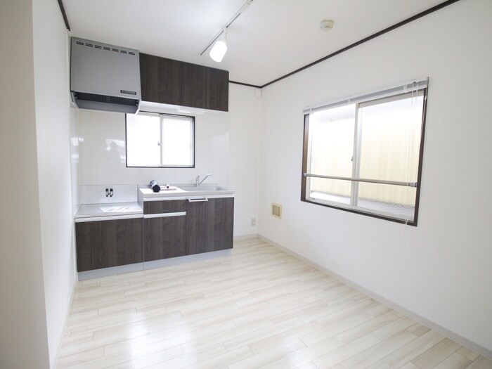 物件内観写真14　(内観写真)