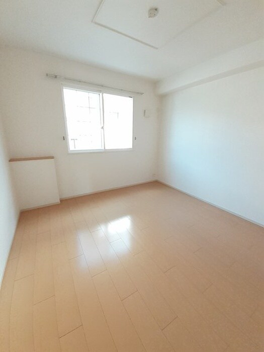 物件内観写真5　(居室)