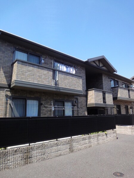 クレストハウスＣ棟外観写真