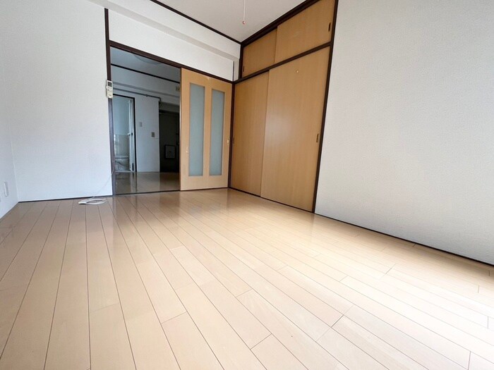 物件内観写真6　(居室)