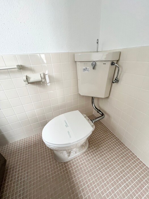 物件内観写真9　(トイレ)