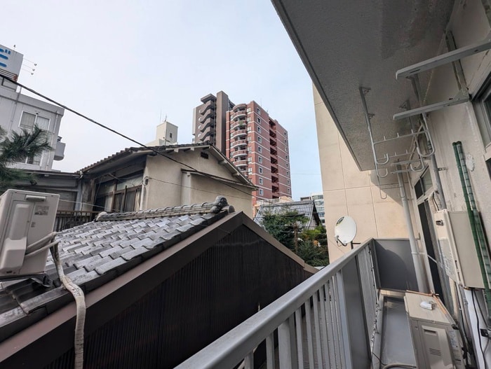 物件内観写真15　(室内からの展望)