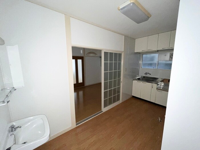 物件内観写真9　(廊下)