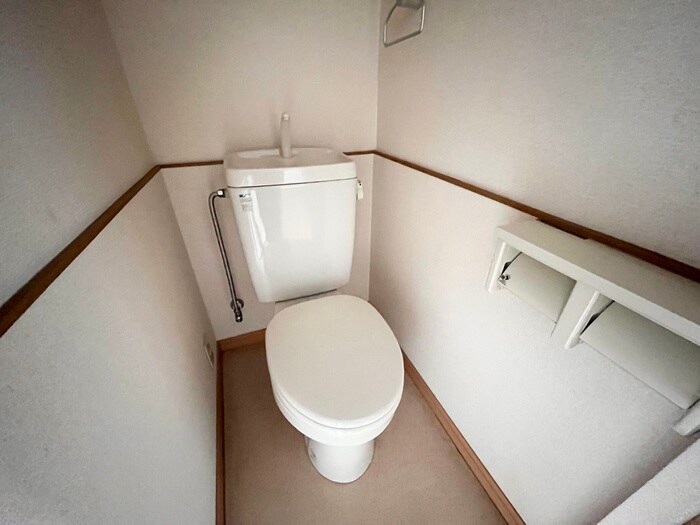 物件内観写真10　(トイレ)