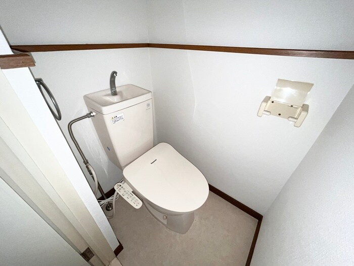 物件内観写真11　(トイレ)