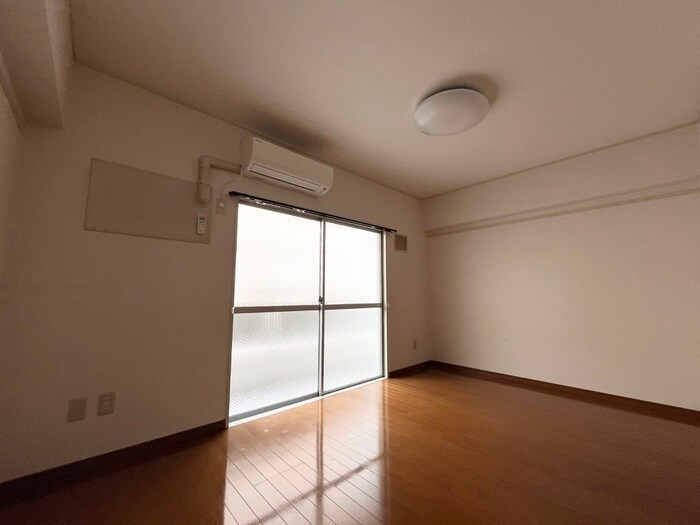 物件内観写真17　(居室)