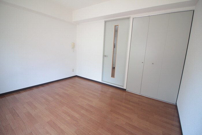 玉川ビルの居室