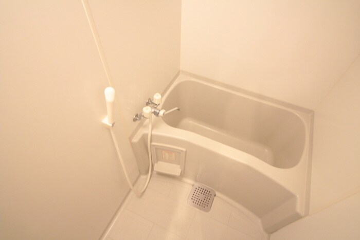 玉川ビルのバス