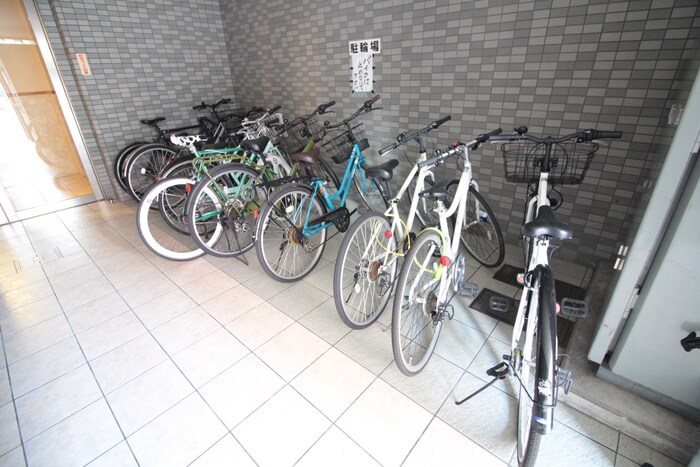 玉川ビルの駐輪場