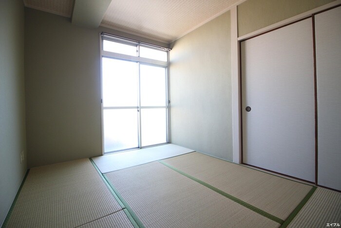 物件内観写真10　(居室)