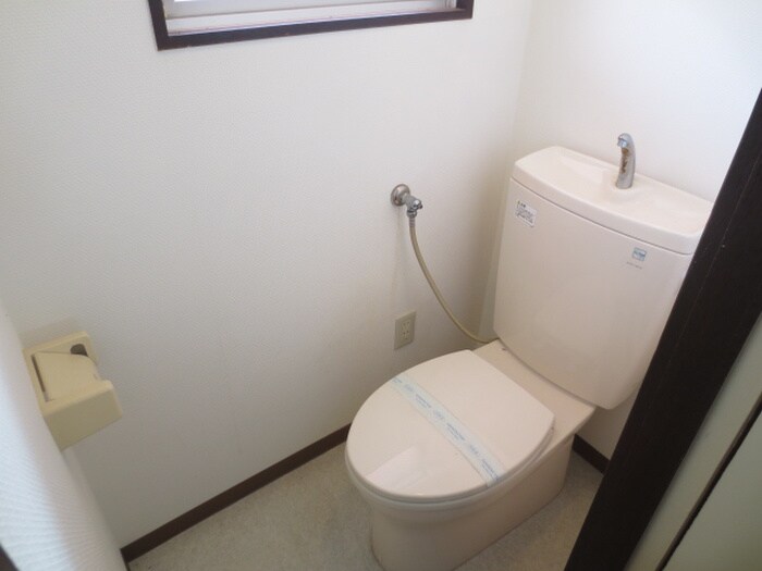 物件内観写真7　(トイレ)