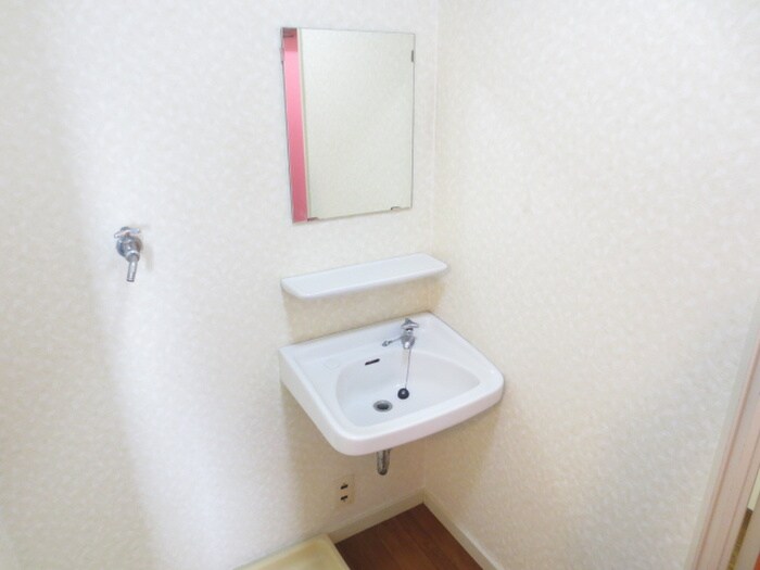 物件内観写真8　(洗面)