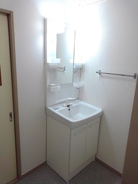 物件内観写真10　(洗面)